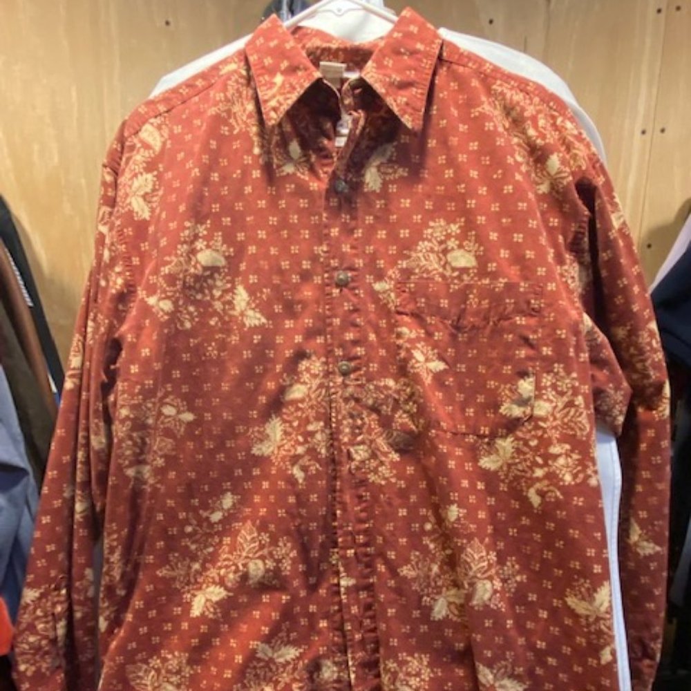 The Territory Ahead - Rust colored, printed long sleeve shirt, Size L, Vintage